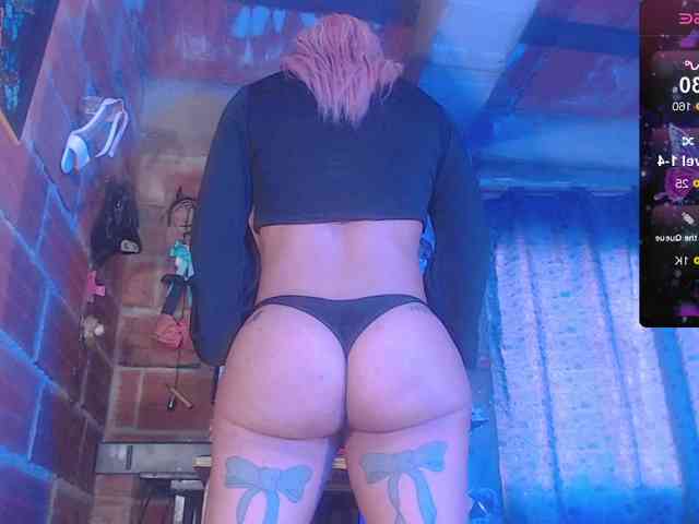 nathashabigass Sex Cam Show