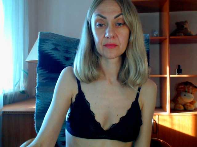 Tanya6547 live cam preview