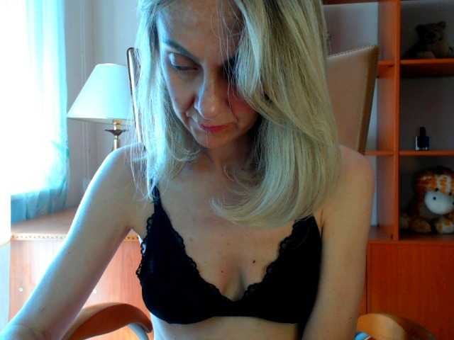 Tanya6547 live webcam show