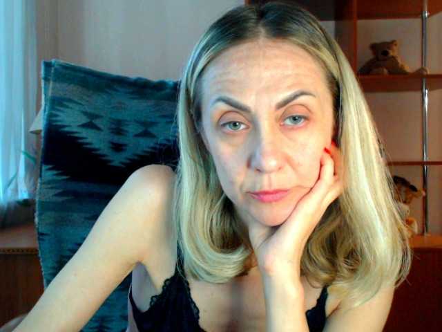 Tanya6547 live cam on BongaCams