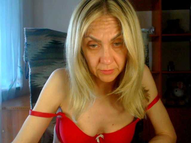 Tanya6547 live cam on BongaCams