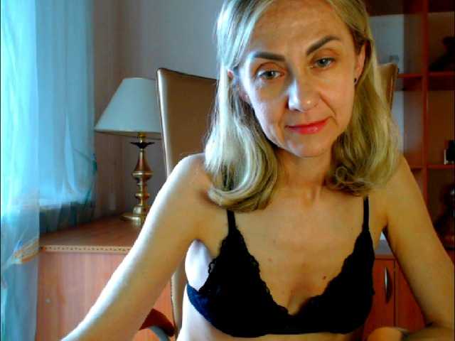 Tanya6547 live cam on BongaCams