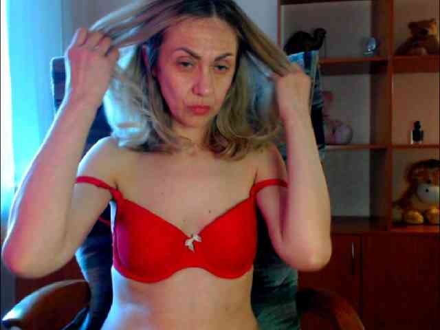 Tanya6547 webcam