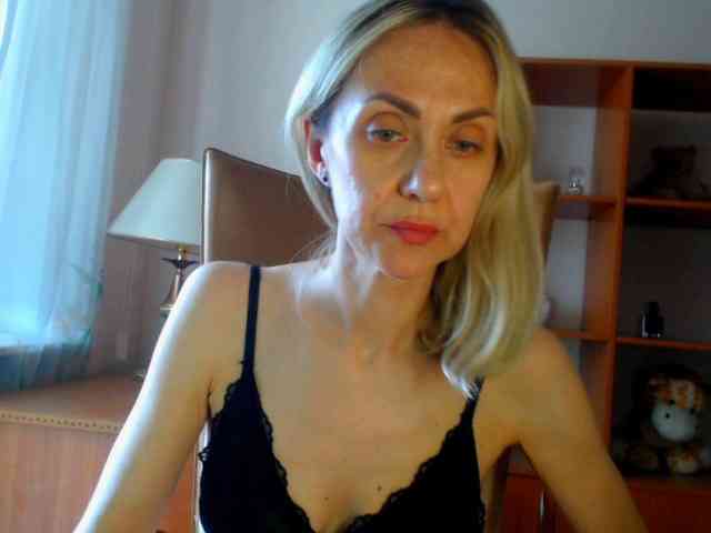 Tanya6547 webcam
