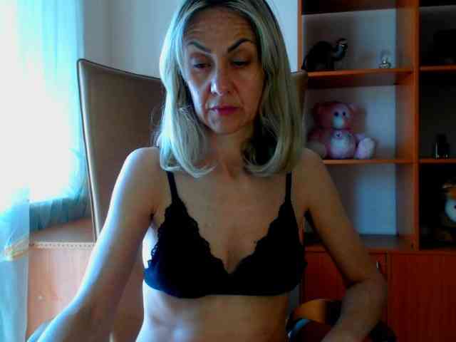 Tanya6547 webcam