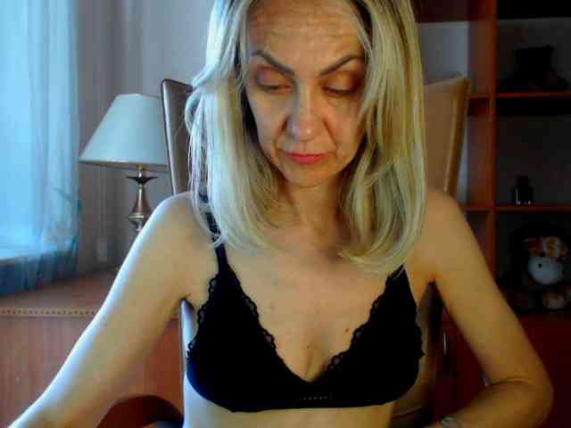 Tanya6547 webcam