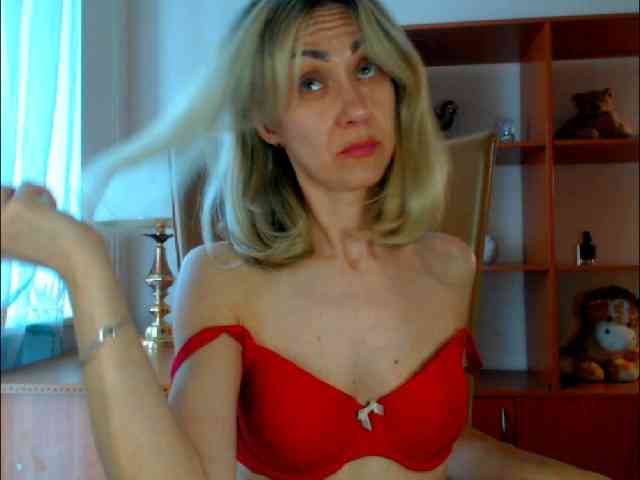 Tanya6547 webcam