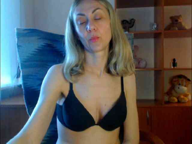 Tanya6547 webcam