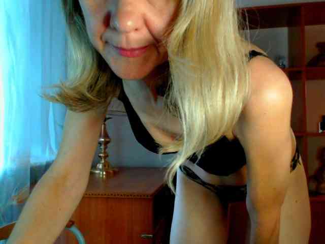 Tanya6547 webcam
