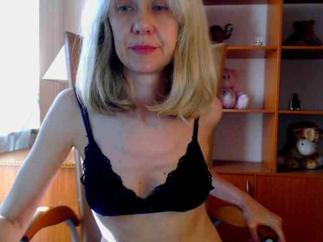 Tanya6547 webcam