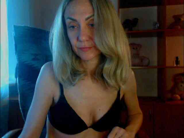 Tanya6547 webcam