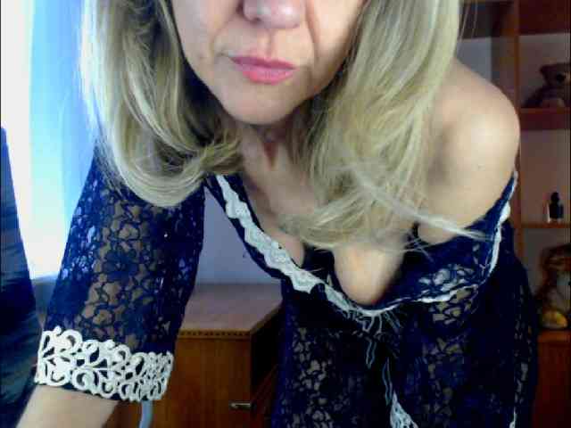 Tanya6547 webcam
