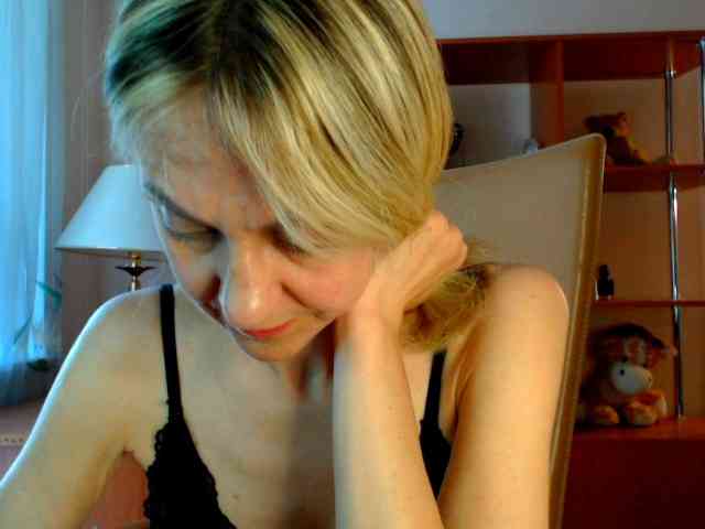 Tanya6547 webcam