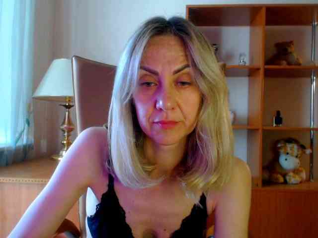 Tanya6547 webcam