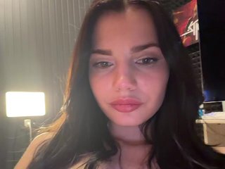 StrawberryGirl- Porn Show