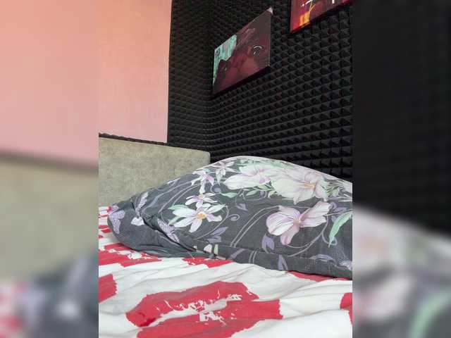 StrawberryGirl-