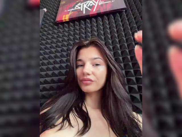 StrawberryGirl-