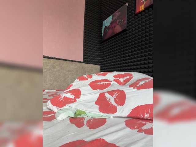 Live трансляция StrawberryGirl- - slutnetki.online