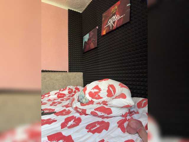 go to chat with StrawberryGirl-