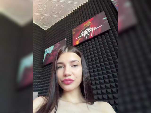 StrawberryGirl-