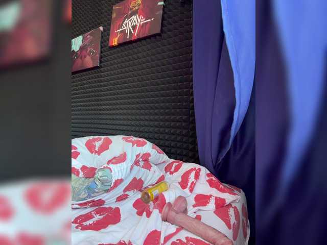 StrawberryGirl-