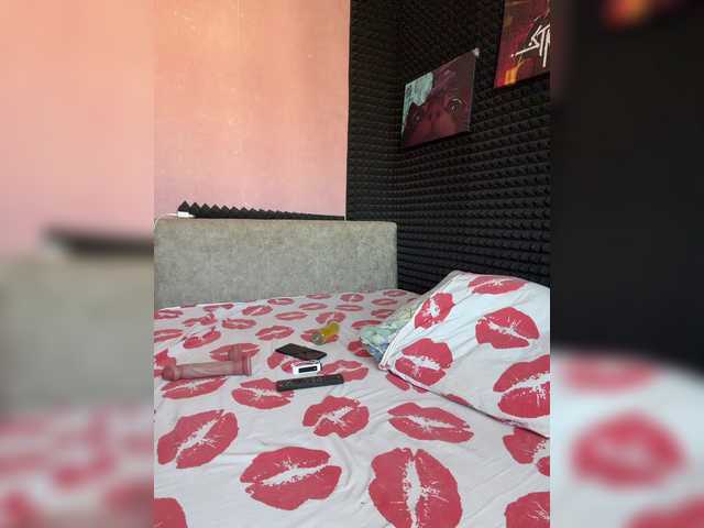 StrawberryGirl-