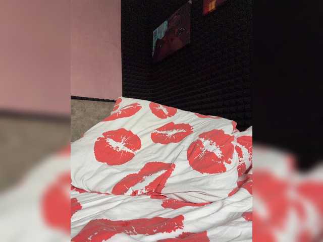 StrawberryGirl-