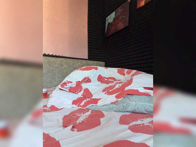 StrawberryGirl-