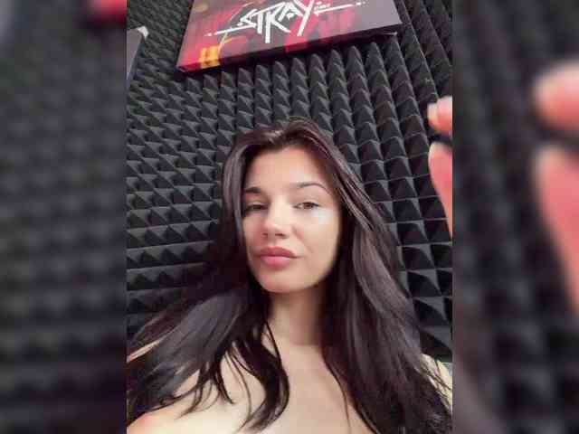 StrawberryGirl-