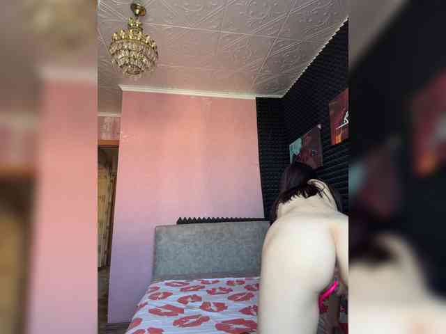 StrawberryGirl- webcam