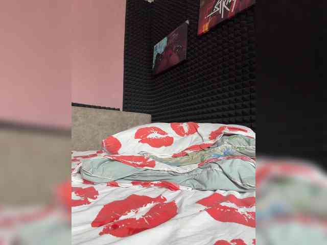 StrawberryGirl-