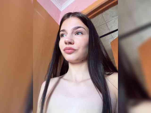 StrawberryGirl- webcam