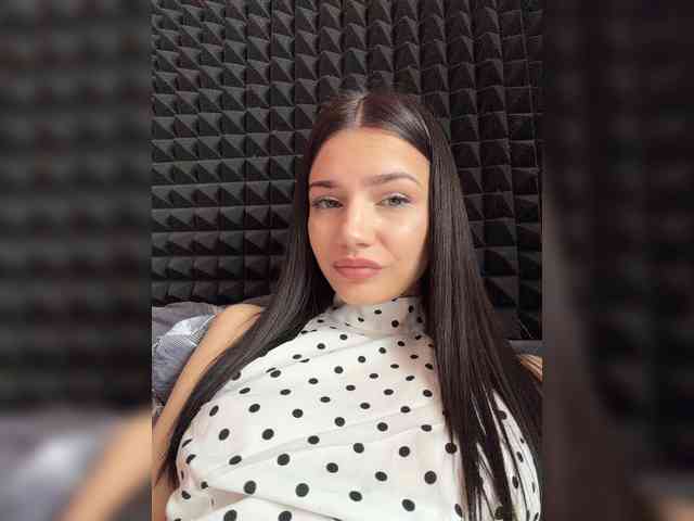 StrawberryGirl- webcam