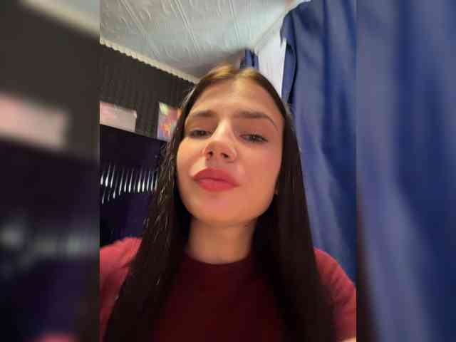 StrawberryGirl- webcam