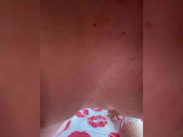 StrawberryGirl-
