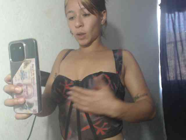 nathasha_15 webcam