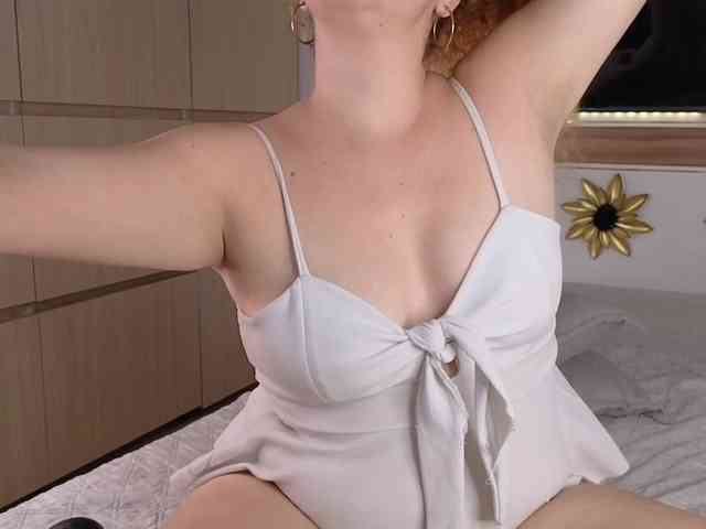 Ginebranova's cam show statistics and live stream