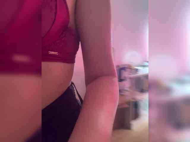 Marakuya16 Live Webcam on BongaCams