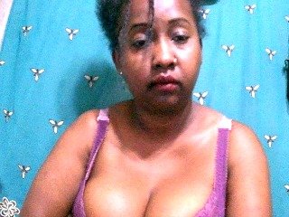 Sylivinaahh's Live Webcam