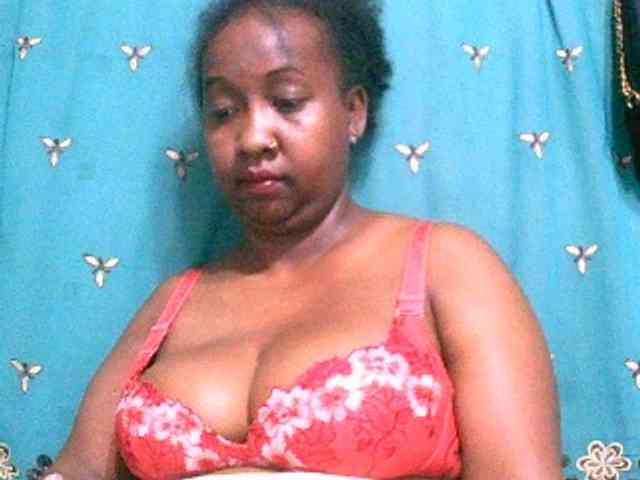 Sylivinaahh webcam