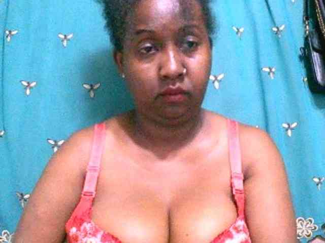 Sylivinaahh webcam