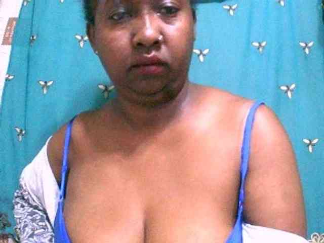 Sylivinaahh webcam