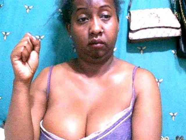 Sylivinaahh webcam