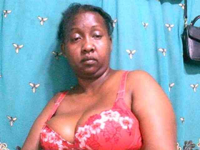 Sylivinaahh webcam