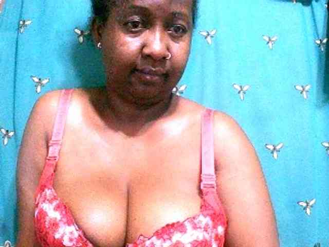 Sylivinaahh webcam