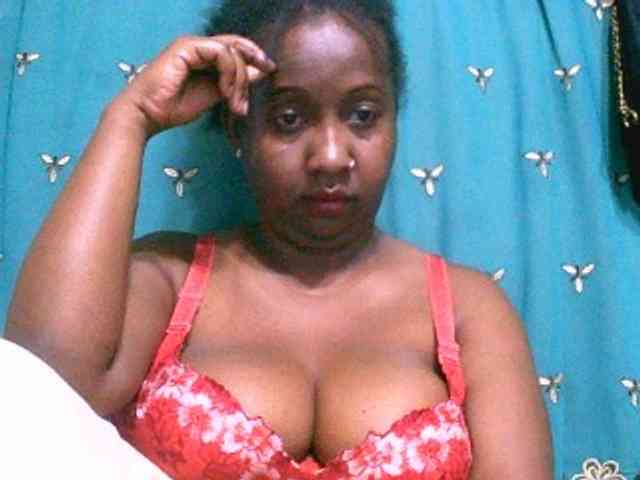 Sylivinaahh webcam