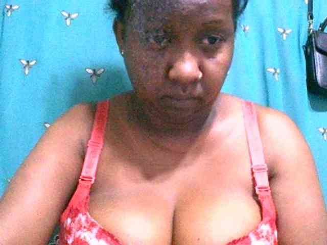 Sylivinaahh webcam