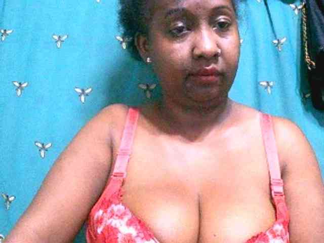 Sylivinaahh webcam