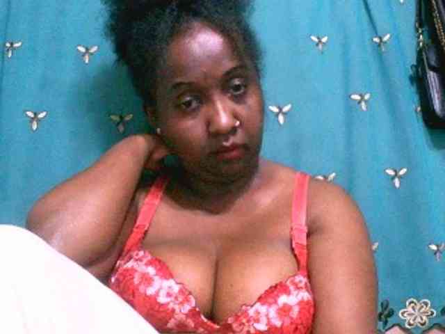 Sylivinaahh webcam