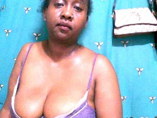 Sylivinaahh webcam
